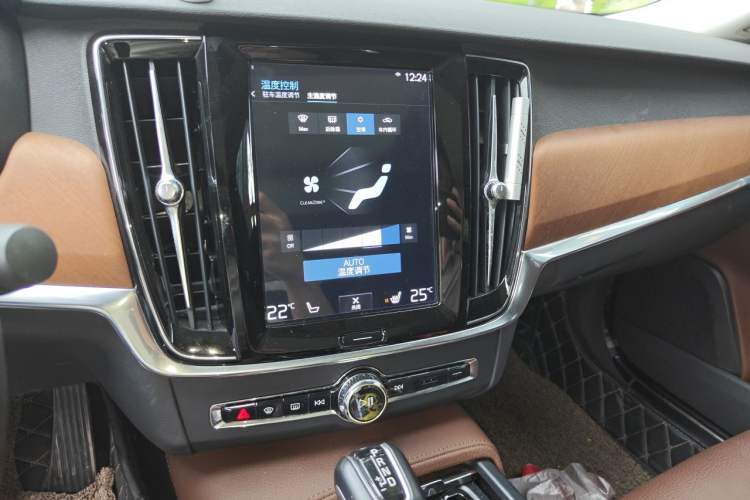Used Volvo S90 2018 T5 Zhiyuan Edition Audio And AC Panel