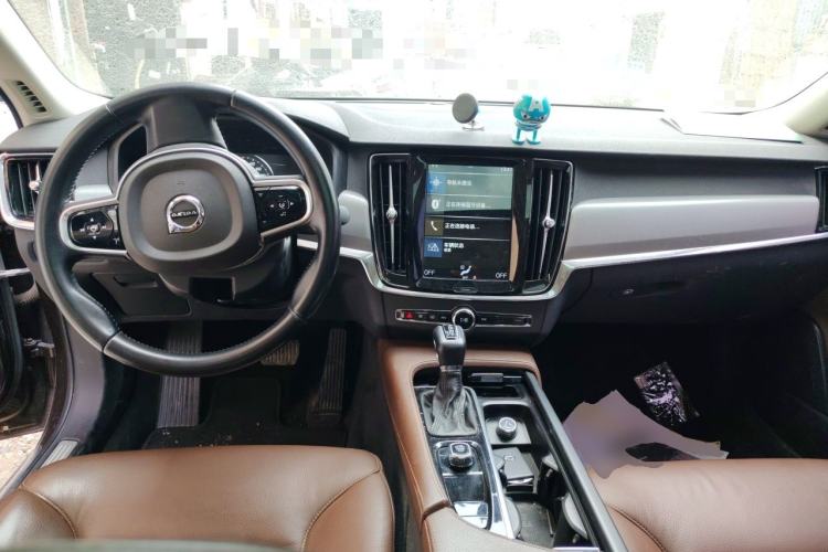 Used Volvo S90 2018 T4 Zhiyi Edition Center Console