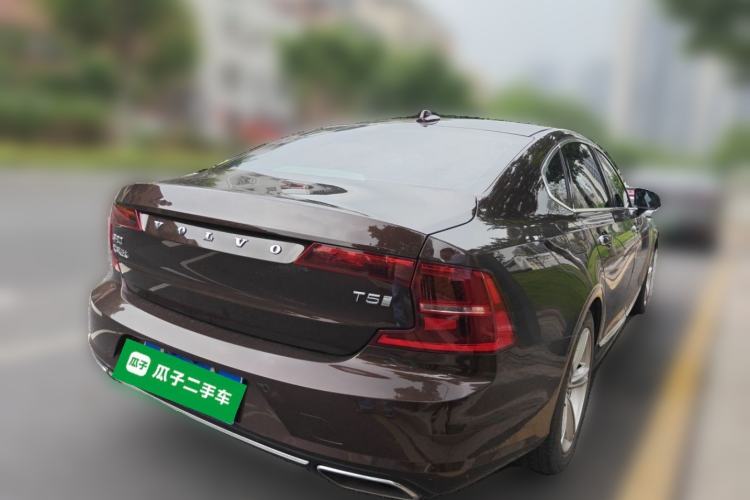 Used Volvo S90 2018 T5 Zhiyuan Edition Rear Right 45 Deg