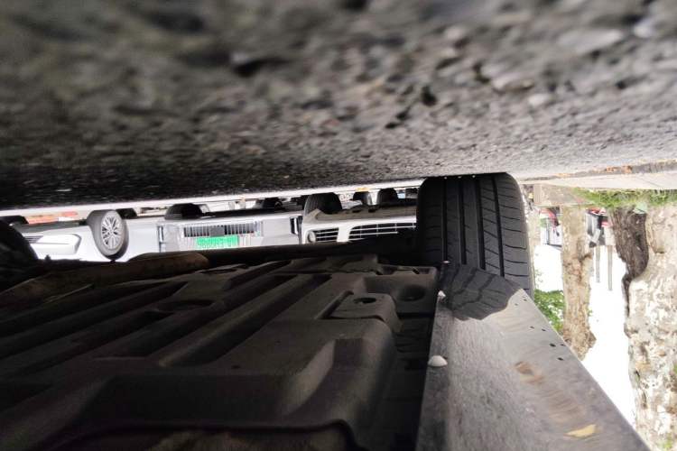 Used Volvo S90 2018 T5 Zhiyuan Edition Chassis Rear Right
