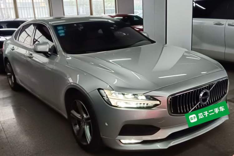 Used Volvo S90 2018 T4 Zhiyuan Edition Exterior 2