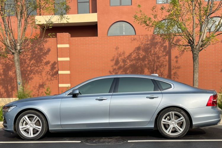 Used Volvo S90 2018 T4 Zhiyuan Edition Exterior 3