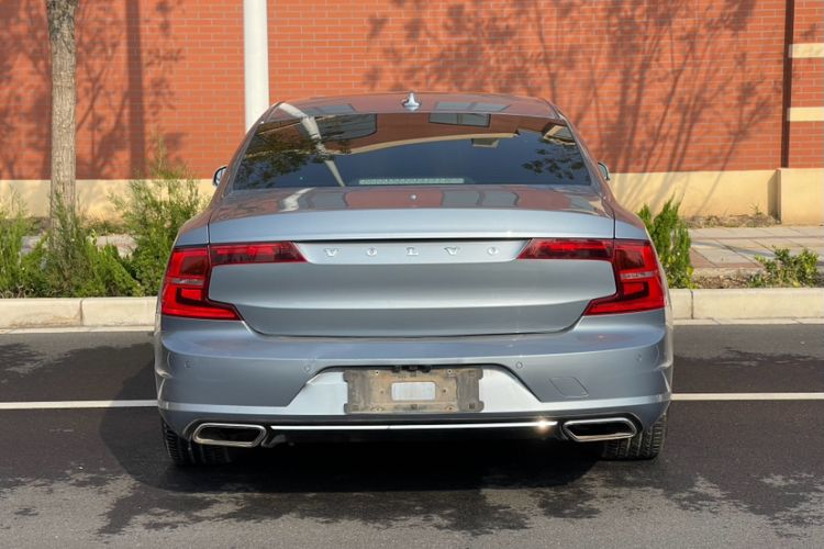 Used Volvo S90 2018 T4 Zhiyuan Edition Exterior 4