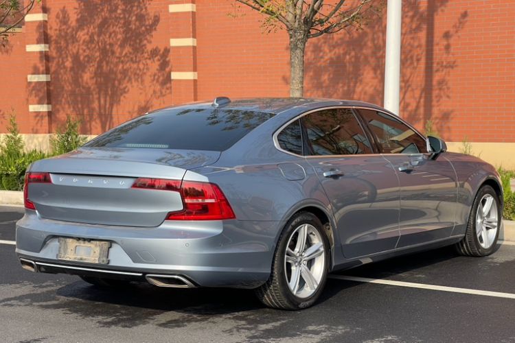 Used Volvo S90 2018 T4 Zhiyuan Edition Exterior 5
