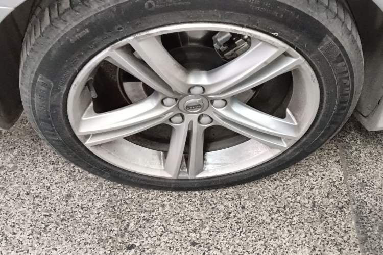 Used Volvo S90 2018 T4 Zhiyuan Edition Exterior 8