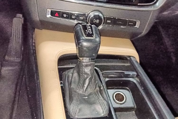 Used Volvo S90 2018 T4 Zhiyuan Edition Gear Lever