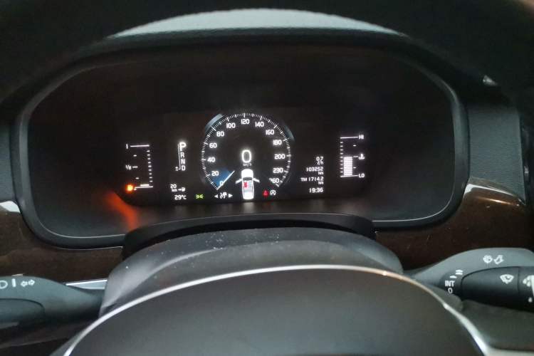 Used Volvo S90 2018 T4 Zhiyuan Edition Instrument Cluster