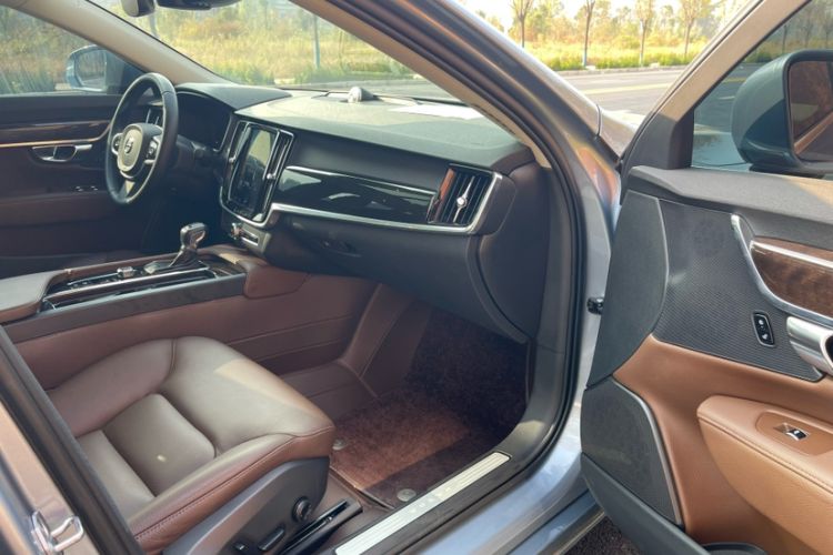 Used Volvo S90 2018 T4 Zhiyuan Edition Interior 11