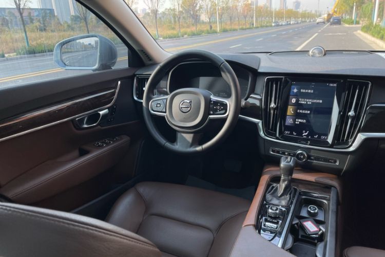 Used Volvo S90 2018 T4 Zhiyuan Edition Interior 3