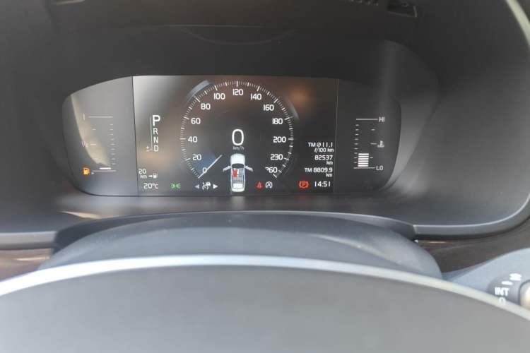 Used Volvo S90 2018 T4 Zhiyuan Edition Odometer Close Up