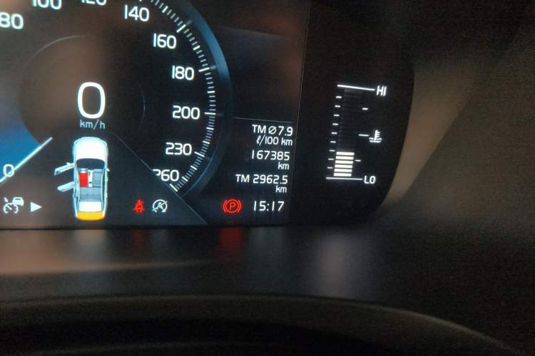 Used Volvo S90 2018 T4 Zhiyuan Edition Odometer Close Up
