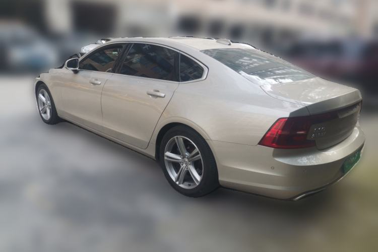 Used Volvo S90 2018 T4 Zhiyuan Edition Rear Left 45 Deg