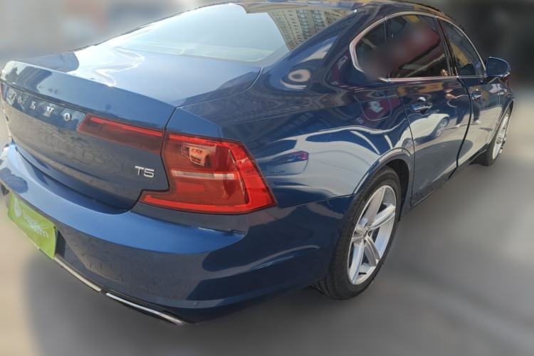 Used Volvo S90 2018 T4 Zhiyuan Edition Rear Right 45 Deg