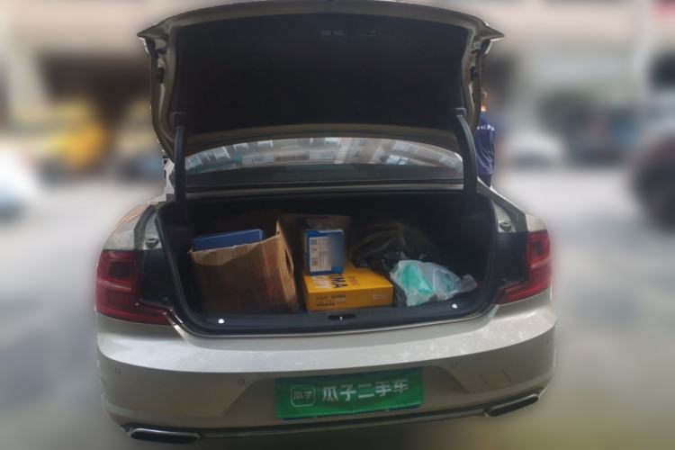Used Volvo S90 2018 T4 Zhiyuan Edition Trunk