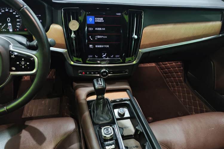 Used Volvo S90 2018 T4 Zhiyuan Edition Audio And AC Panel