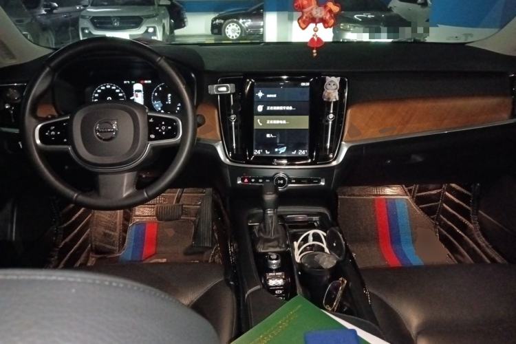 Used Volvo S90 2018 T5 Zhiya Edition Center Console