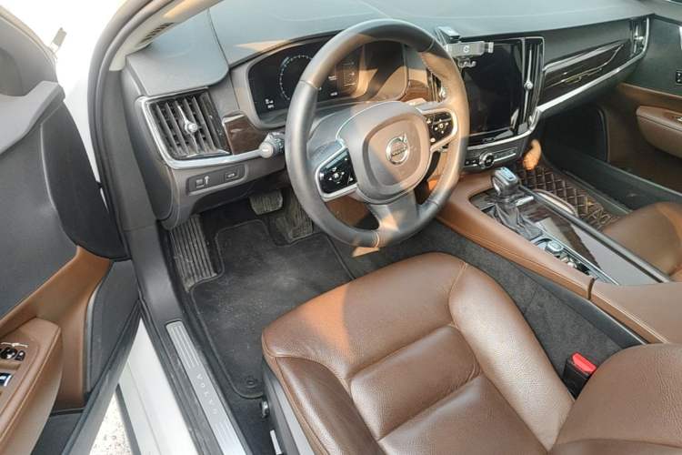Used Volvo S90 2018 T4 Zhiyuan Edition Driver Seat