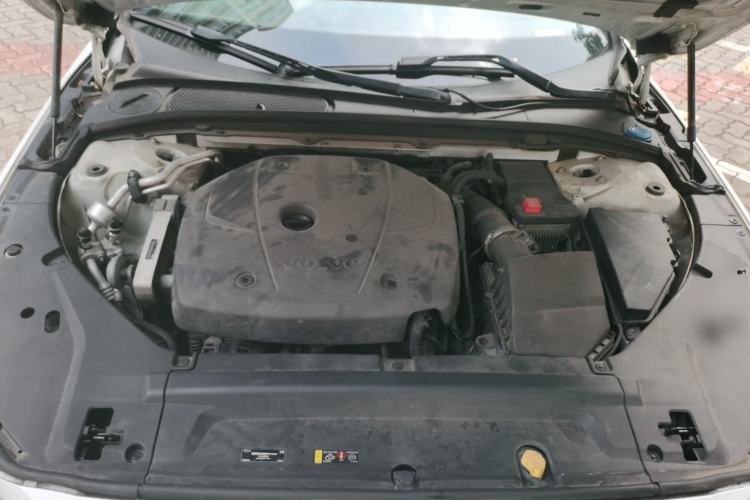 Used Volvo S90 2018 T5 Zhiyuan Edition Engine Bay