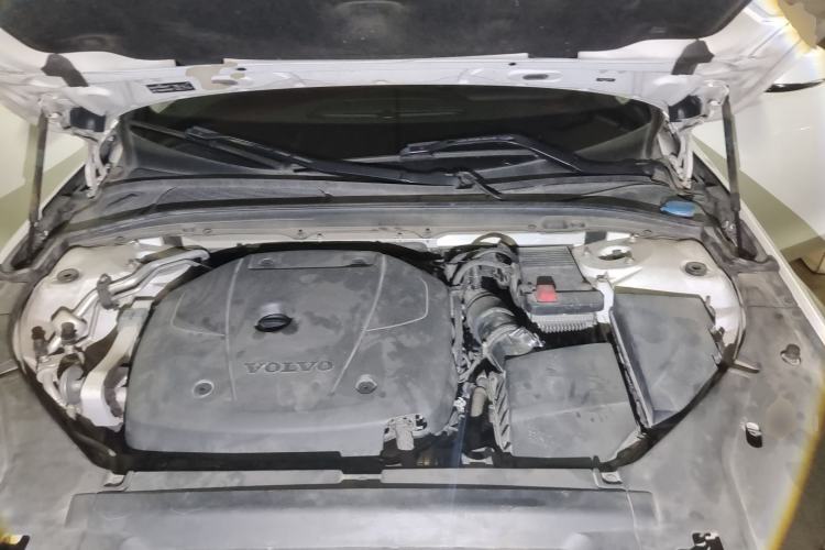 Used Volvo S90 2018 T4 Zhiyuan Edition Engine Bay