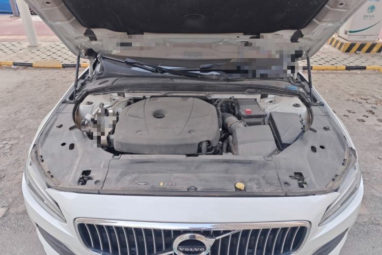 Used Volvo S90 2018 T4 Zhiyuan Edition Engine Bay
