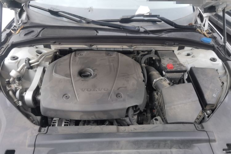 Used Volvo S90 2018 T4 Zhiyuan Edition Engine Bay