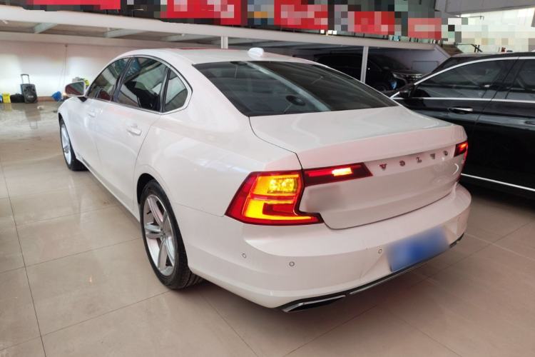 Used Volvo S90 2018 T4 Zhiyuan Edition Exterior 2