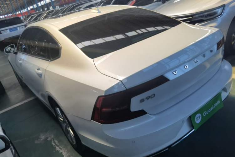 Used Volvo S90 2018 T4 Zhiyi Edition Exterior 2