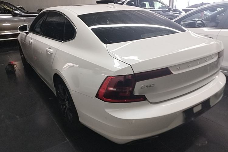 Used Volvo S90 2018 T4 Zhiyuan Edition Exterior 2