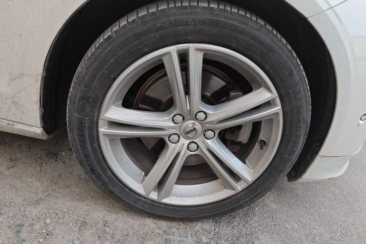 Used Volvo S90 2018 T4 Zhiyuan Edition Exterior 7