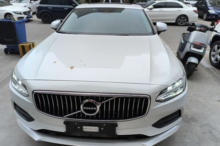Used Volvo S90 2018 T5 Zhiyuan Edition Front