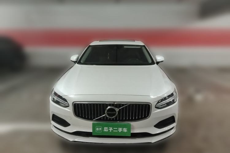 Used Volvo S90 2018 T4 Zhiyuan Edition Front