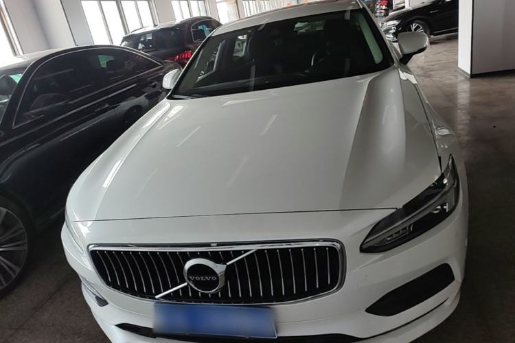 Used Volvo S90 2018 T4 Zhiyi Edition Front