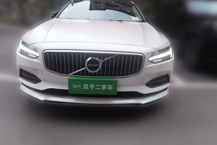 Used Volvo S90 2018 T4 Zhiyuan Edition Front