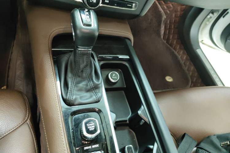 Used Volvo S90 2018 T4 Zhiyuan Edition Gear Lever