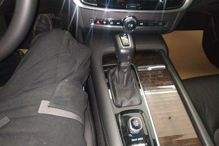 Used Volvo S90 2018 T4 Zhiyuan Edition Gear Lever