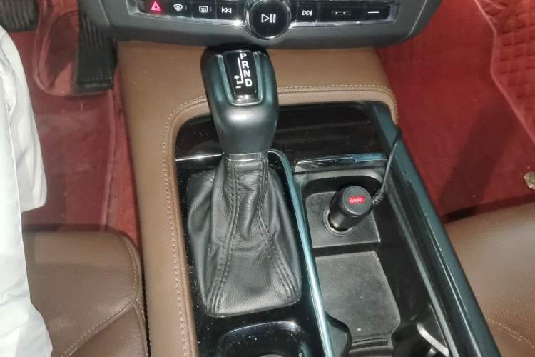 Used Volvo S90 2018 T4 Zhiyuan Edition Gear Lever