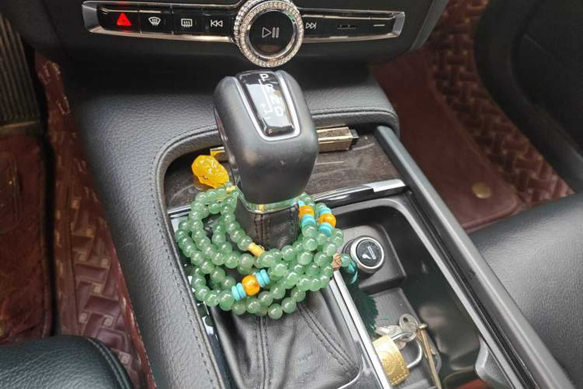 Used Volvo S90 2018 T4 Zhiyuan Edition Gear Lever