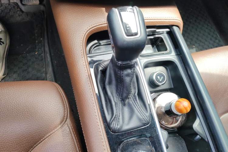 Used Volvo S90 2018 T4 Zhiyuan Edition Gear Lever