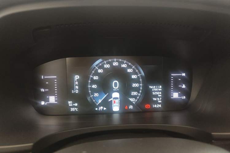 Used Volvo S90 2018 T4 Zhiyuan Edition Instrument Cluster