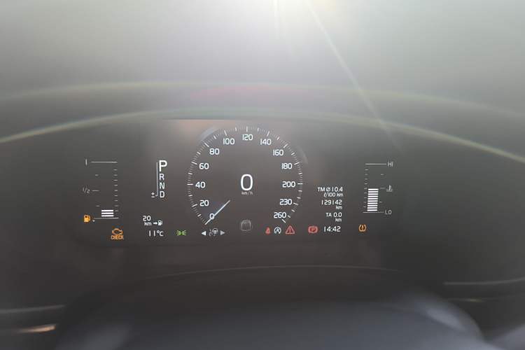 Used Volvo S90 2018 T4 Zhiyuan Edition Instrument Cluster