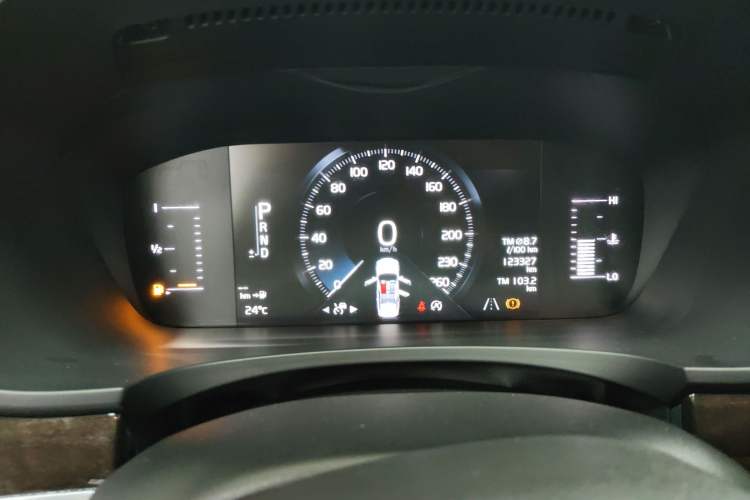 Used Volvo S90 2018 T4 Zhiyuan Edition Instrument Cluster