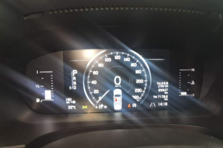 Used Volvo S90 2018 T4 Zhiyi Edition Instrument Cluster