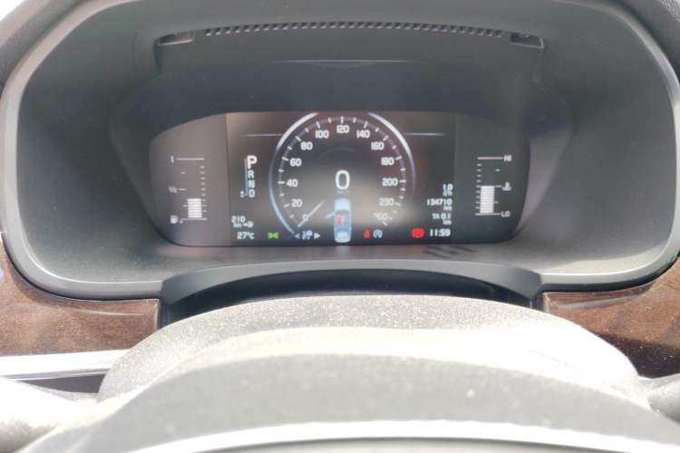 Used Volvo S90 2018 T4 Zhiyuan Edition Instrument Cluster