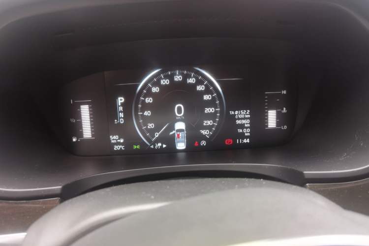 Used Volvo S90 2018 T4 Zhiyuan Edition Instrument Cluster