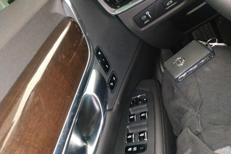 Used Volvo S90 2018 T4 Zhiyuan Edition Interior 1