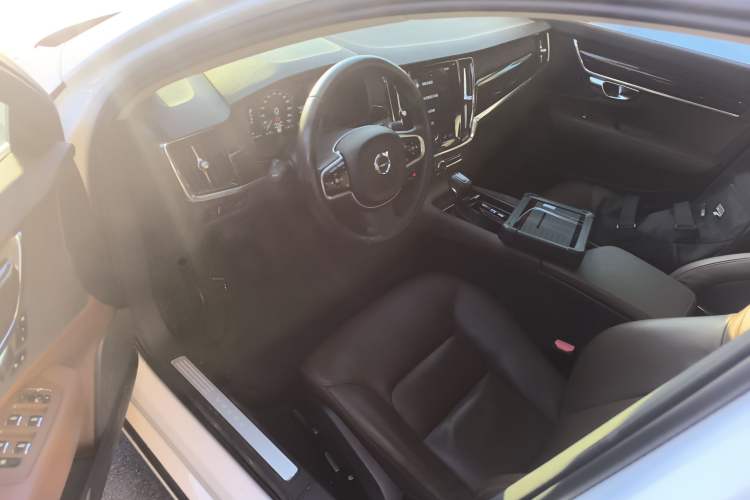 Used Volvo S90 2018 T4 Zhiyuan Edition Interior 3