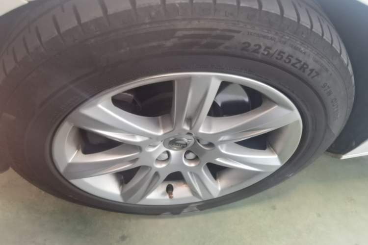 Used Volvo S90 2018 T4 Zhiyi Edition Left Front Wheel Hub