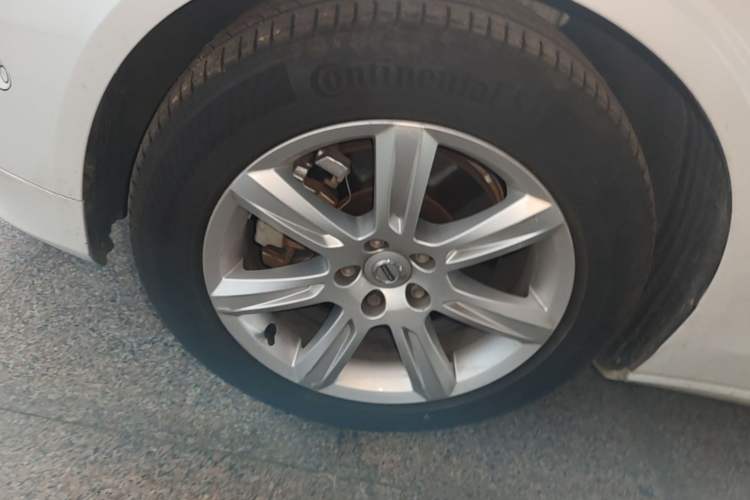 Used Volvo S90 2018 T4 Zhiyi Edition Left Front Wheel Hub