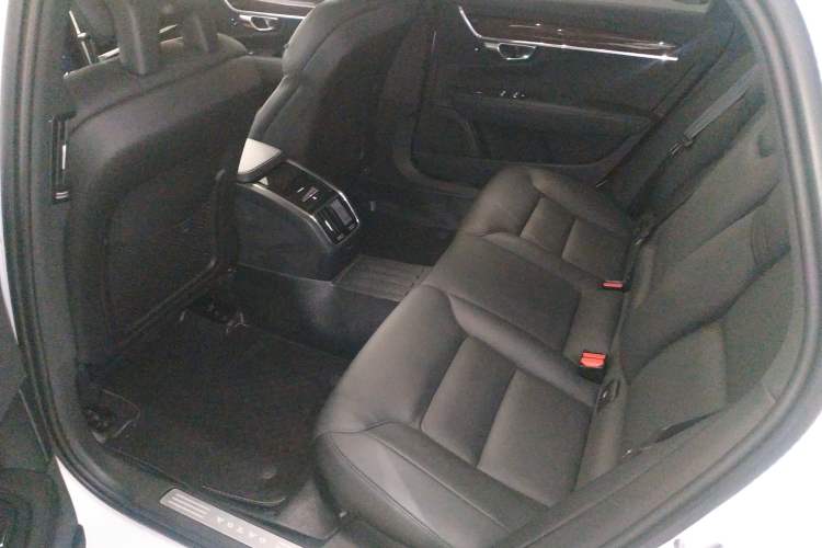 Used Volvo S90 2018 T4 Zhiyuan Edition Left Rear Seat