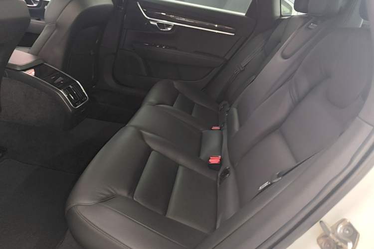 Used Volvo S90 2018 T4 Zhiyuan Edition Left Rear Seat